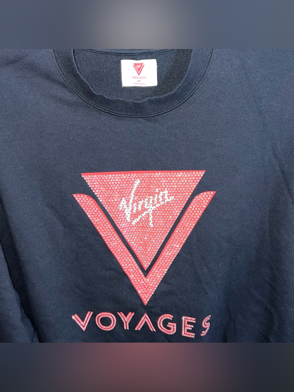 Virgin Voyages Long Sleeve Studded Crewneck Sweatshirt Women’s M Black Red - Picture 3 of 6